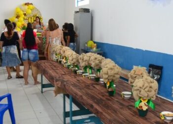 Caraguatatuba finaliza curso de Decoração de Festa para moradores do Nova Caraguá II