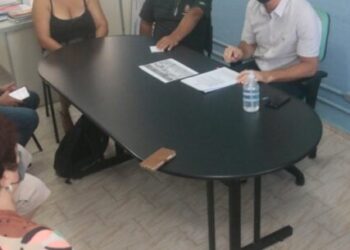 Prefeitura de Caraguatatuba explica regras de espaço de funcionamento para quiosqueiros