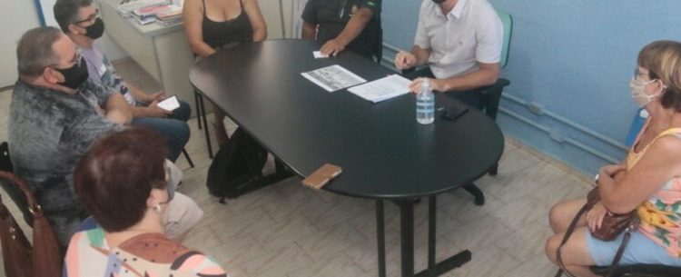 Prefeitura de Caraguatatuba explica regras de espaço de funcionamento para quiosqueiros