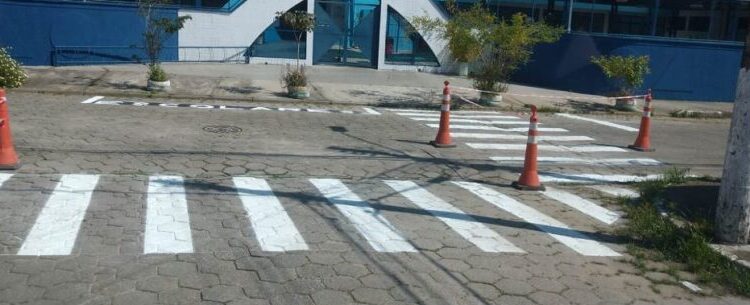 Prefeitura de Caraguatatuba pinta mais de 4,5 mil metros quadrados em sinalização no mês de janeiro