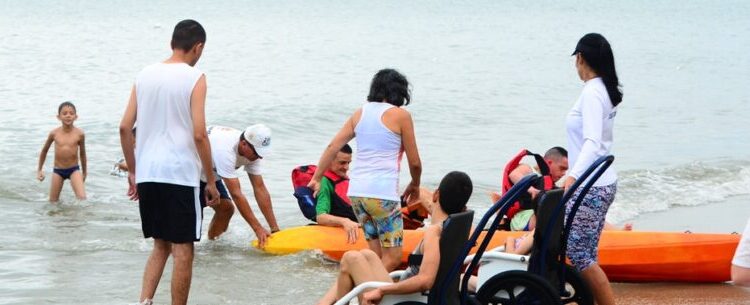 Praia para Todos inicia atividades nesta sexta-feira; saiba horários e dias de funcionamento