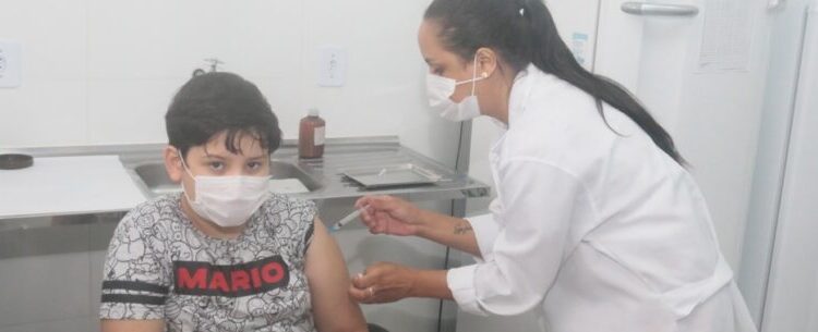 Com Dia D contra Covid, Caraguatatuba chega a 50% da população de crianças vacinadas com a primeira dose