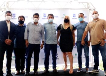 Vereadores participam de lançamento do Campus da UNITAU em Caraguatatuba