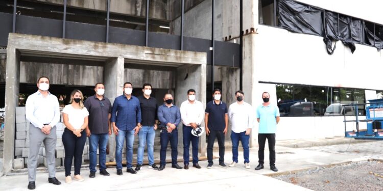 – Câmara Municipal participa de visita técnica nas obras do Novo Fórum de Caraguatatuba