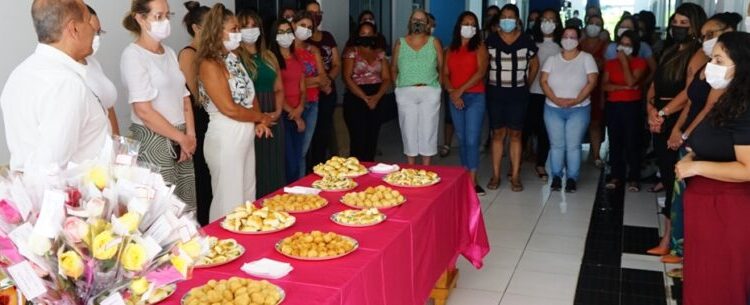 Servidores da Saúde de Caraguatatuba recebem homenagem no Dia Internacional das Mulheres
