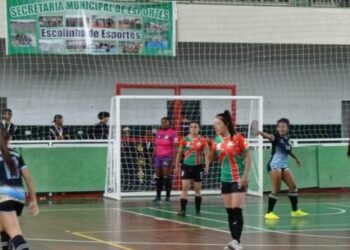 Caraguatatuba é vice-campeã da XV Copa Mantiqueira de Futsal Feminino