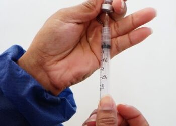 Com ações e vacinação 24 horas, Caraguatatuba aplica mais de 500 doses de vacina contra Covid-19 no Carnaval