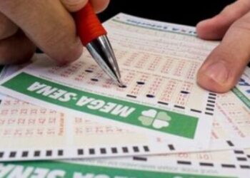 Mega-Sena acumula e prêmio pode chegar a R$ 130 milhões