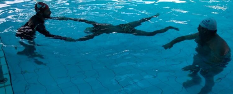 Professores de Natação do Ciapi passam por capacitação para atender PcDs e idosos