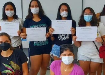 Caraguatatuba comemora aprovação de 137 estudantes em escolas técnicas do município