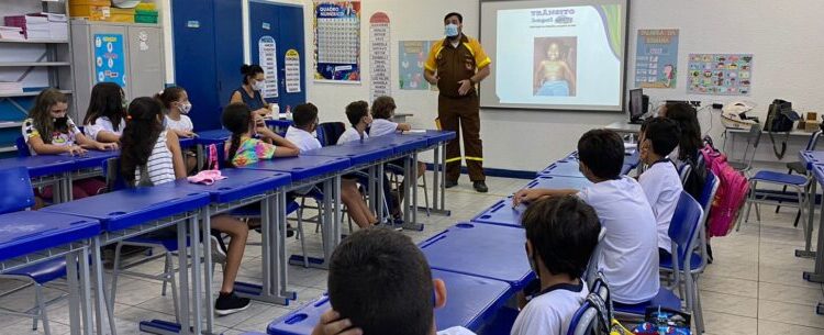 Programa Trânsito Legal é retomado nas escolas em Caraguatatuba