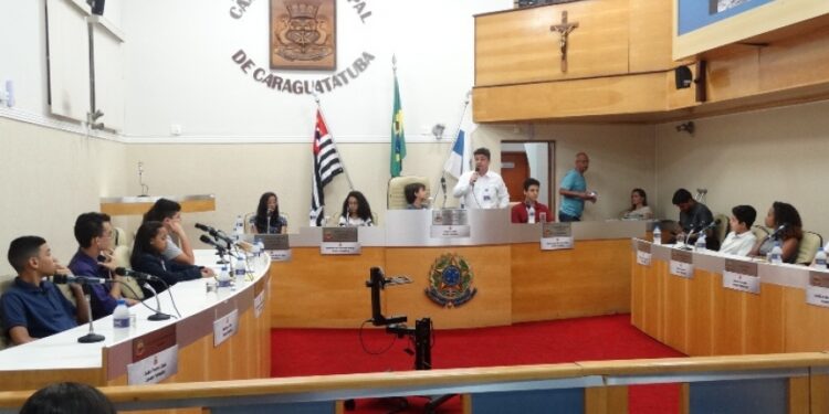 Quarta edição do programa Câmara Jovem está com inscrições aberta