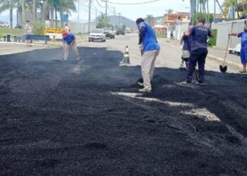 Prefeitura finaliza Operação Tapa Buracos na Avenida Maria de Lourdes da Silva Kfouri, no Massaguaçu