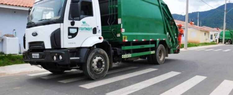 Prefeitura de Caraguatatuba firma novo contrato para coleta de lixo por um ano