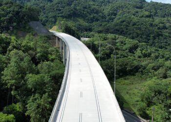 Concessionária Tamoios celebra 7 anos com entrega da Nova Serra