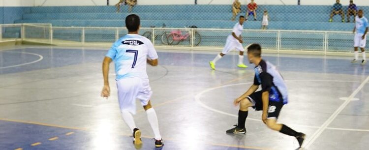 Confrontos definem finalistas do Torneio de Aniversário da Cidade de Futsal no final de semana