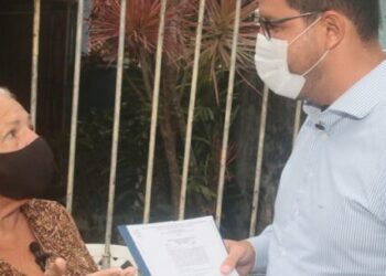 Prefeitura de Caraguatatuba entrega títulos de Regularização Fundiária para núcleos congelados por quase 10 anos