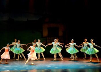 Escola de Bailados apresenta ‘Clássicos em Movimento’ em comemoração ao aniversário de Caraguatatuba