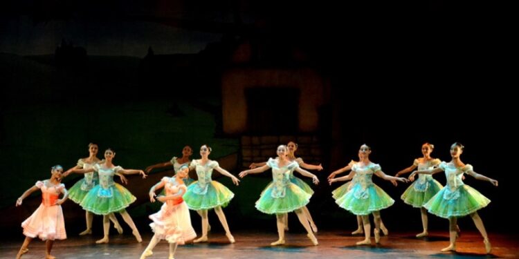 Escola de Bailados apresenta ‘Clássicos em Movimento’ em comemoração ao aniversário de Caraguatatuba