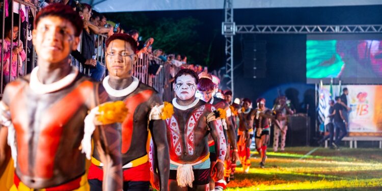 Festival Indígena de Bertioga recebe cerca de 30 mil visitantes