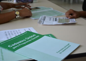 Mutirão de inscrição e atualização do CadÚnico inicia nos bairros de Bertioga nesta segunda (18)