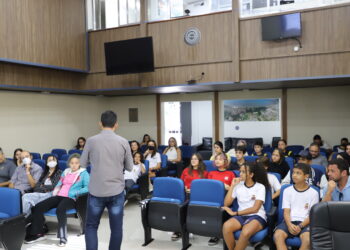  Jovens vereadores participam de segunda reunião preparatória na Câmara Municipal