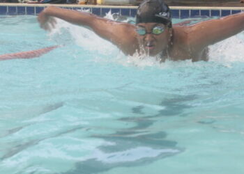 Jovem nadador de Caraguatatuba representa cidade no Campeonato Brasileiro de Natação