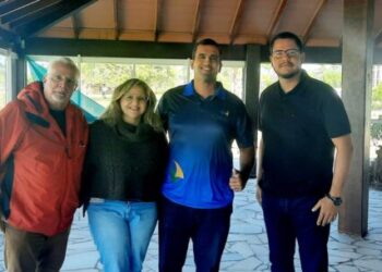 Prefeitura e Confederação Brasileira de Vela preparam evento e discutem implantação de escola de vela em Caraguatatuba