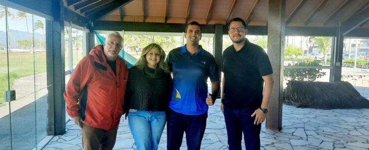 Prefeitura e Confederação Brasileira de Vela preparam evento e discutem implantação de escola de vela em Caraguatatuba