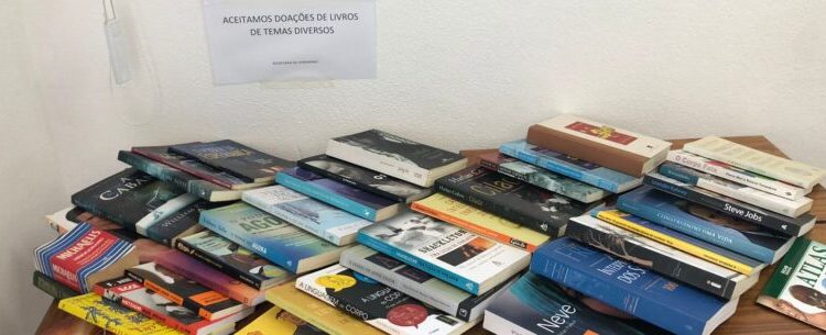 Caraguatatuba ganha novo ponto de coleta e doação de livros