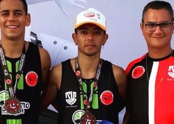 Atletas de Caraguatatuba conquistam mais um campeonato de Futevôlei em Taubaté