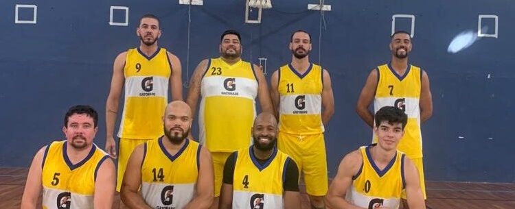 Caraguatatuba encerra fase de grupos de forma invicta na Copa Metropolitano de Basquete