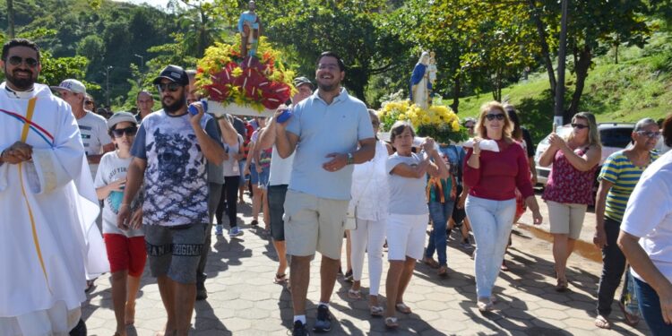 Cerimônia ‘Barcos ao Mar’ marca fim do Defeso do Camarão e homenageia o pescador Luiz Antônio de Assis