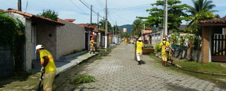 Prefeitura de Caraguatatuba inicia força-tarefa de limpeza com Programa ‘Bairro a Bairro’