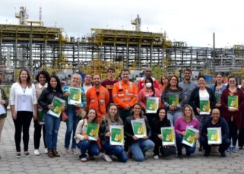 Cartilha ‘Energia com Escolas’ é lançada para professores de Caraguatatuba em evento na UTGCA