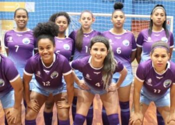 Equipe de Futsal feminino está invicta na Copa Regional de Futsal de Guararema