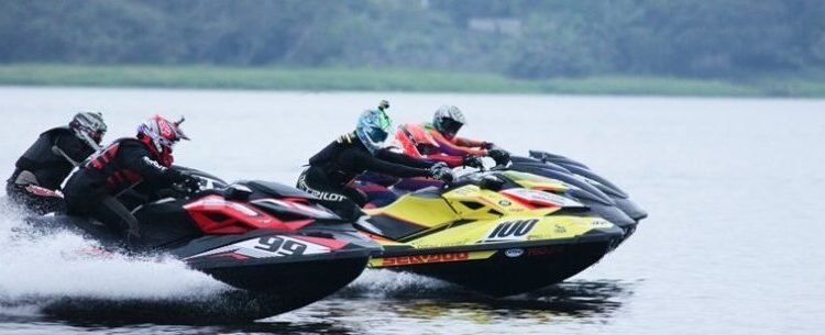 33º Campeonato Brasileiro de Jet Ski agita final de semana em Caraguatatuba