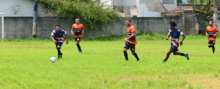 Fase de Grupos do Futebol Master e 3ª Divisão do Amador continuam em Caraguatatuba