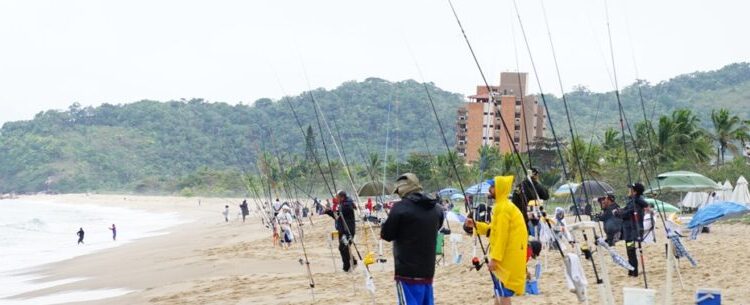 Competição reúne 120 atletas de pesca esportiva em Caraguatatuba neste sábado e domingo
