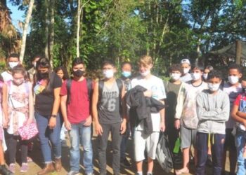 Secretaria de Meio Ambiente promove visita ao Viveiro Municipal e sítio de plantação de berinjela