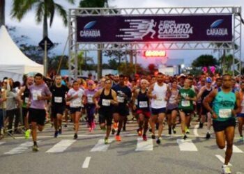 Com desafio da subida do Complexo Turístico do Camaroeiro, Corrida de Rua reúne 600 atletas em Caraguatatuba