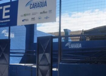 Beneficiários do programa Bolsa do Povo devem retirar cartão no PAT ou CATE de Caraguatatuba