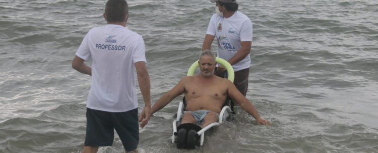 Desde seu retorno, Praia Para Todos realiza quase 500 atendimentos em Caraguatatuba