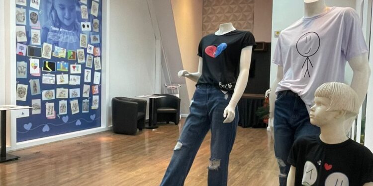 *Serramar Shopping e Prefeitura de Caraguá celebram o Dia do Orgulho Autista com Exposição de Desenhos que começou hoje e segue até o final do mês* 