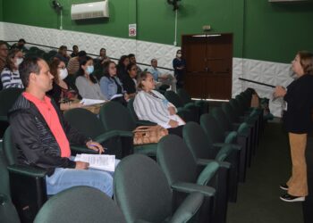 Prefeitura Municipal capacita mais de 50 servidores administrativos na área de Gestão de Documentos Públicos