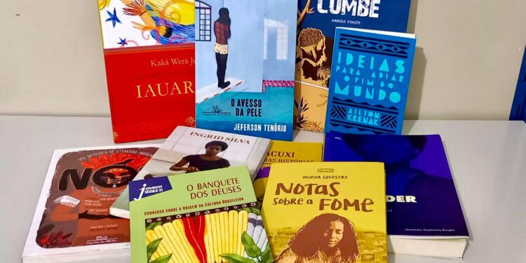 Fundacc e clube de leitura Camugerê Literário realizam parceria para compra de novos livros