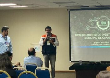 Defesa Civil de Caraguatatuba apresenta uso de aplicativo no atendimento às ocorrências