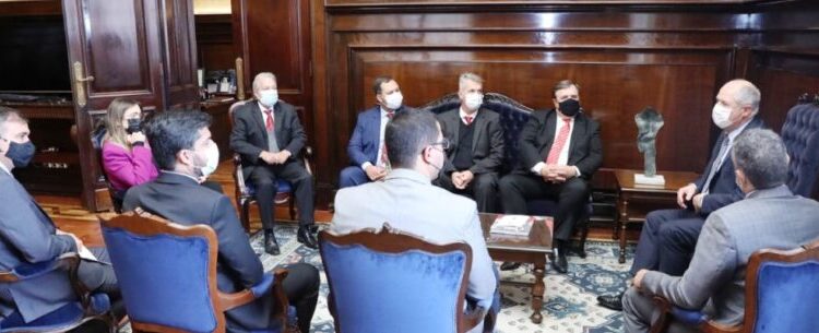 Prefeito Aguilar Junior solicita criação da 2ª Vara Criminal ao Tribunal de Justiça