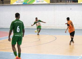 Equipes de futsal de Bertioga estreiam nas disputas dos Jogos Regionais neste sábado (2)