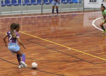 Caraguatatuba estreia no futsal feminino e futebol masculino, nesta semana, nos Jogos Regionais
